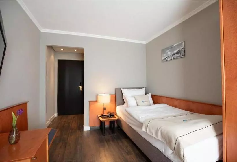 اتاق استاندارد یک نفره, Select Hotel Friedrichshafen