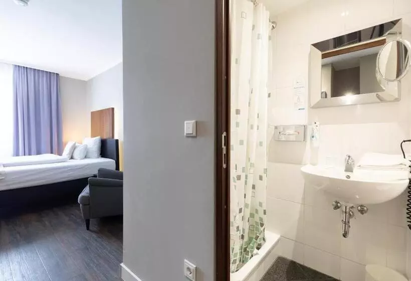اتاق استاندارد یک نفره, Select Hotel Friedrichshafen