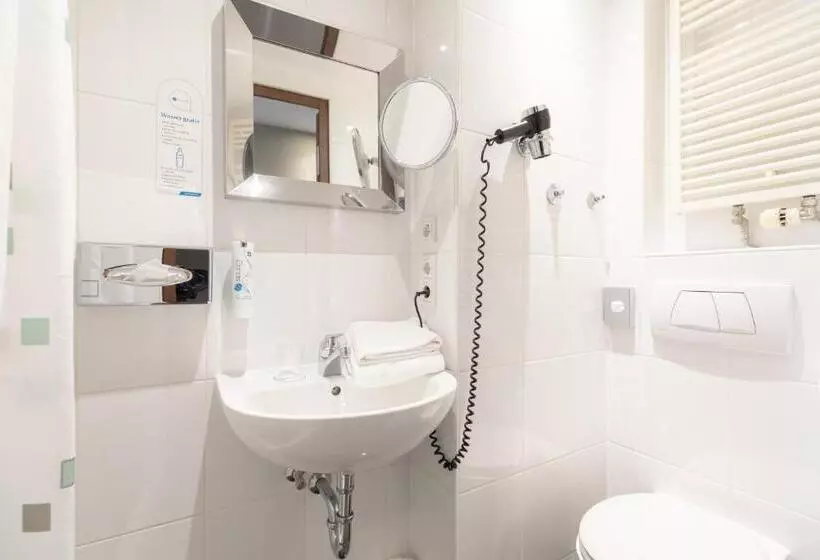 اتاق استاندارد یک نفره, Select Hotel Friedrichshafen