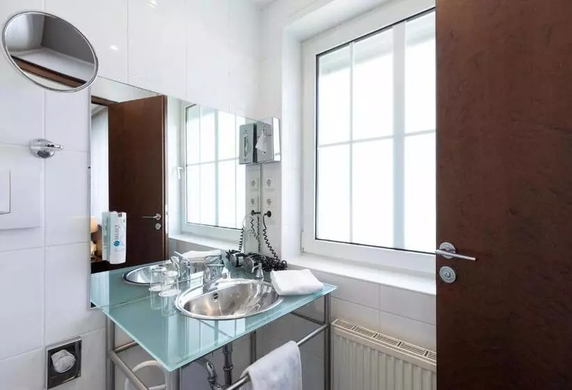 اتاق استاندارد یک نفره, Select Hotel Friedrichshafen