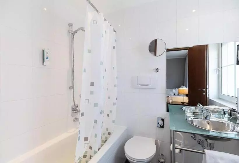 اتاق استاندارد یک نفره, Select Hotel Friedrichshafen