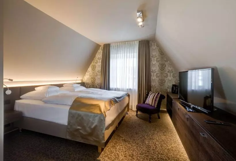 コンフォートルーム, Best Western Premier Hotel Rebstock
