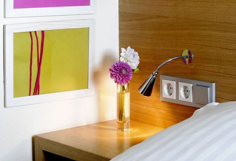 スタンダードルーム, Business & Budget Hotel Tessin