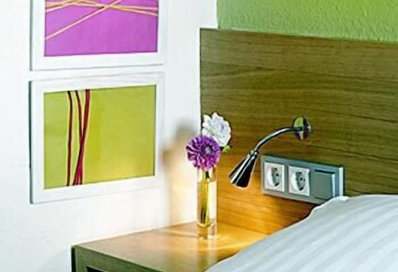 スタンダードルーム, Business & Budget Hotel Tessin