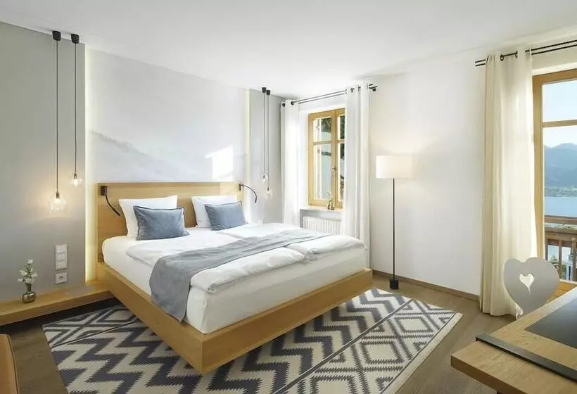 Superior Zimmer mit Seeblick, Das Tegernsee
