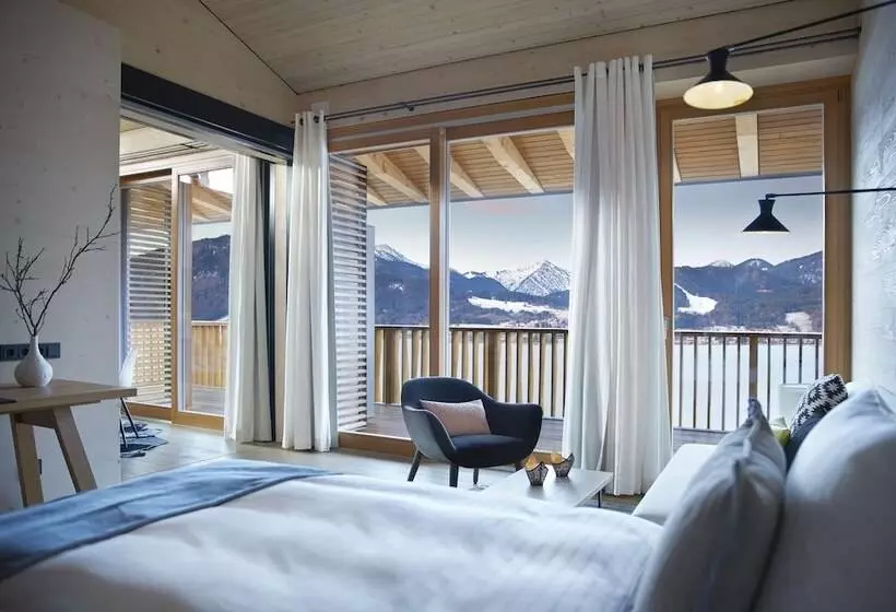 1-Schlafzimmer-Apartment mit Seeblick, Das Tegernsee