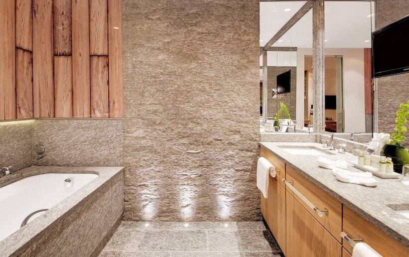 Quarto standard, Excelsior By Geisel