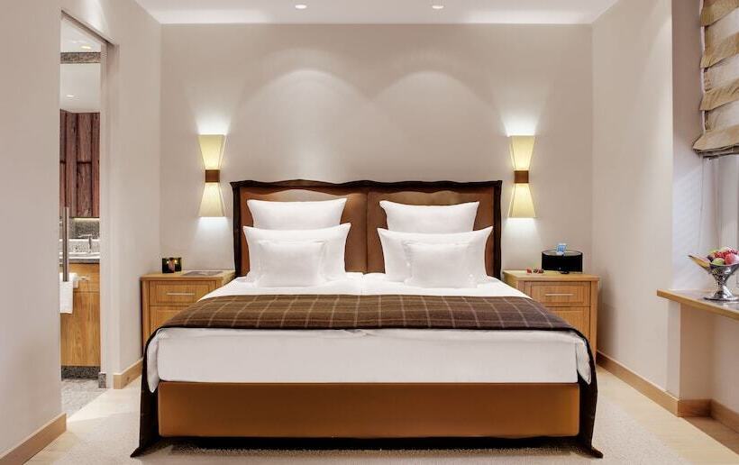 Quarto standard, Excelsior By Geisel