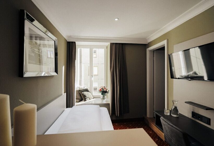 스탠다드 싱글 룸, Fletzinger