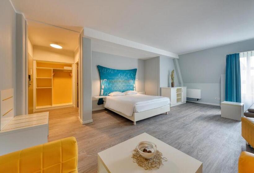 Family Suite, Ibis Styles Regensburg
