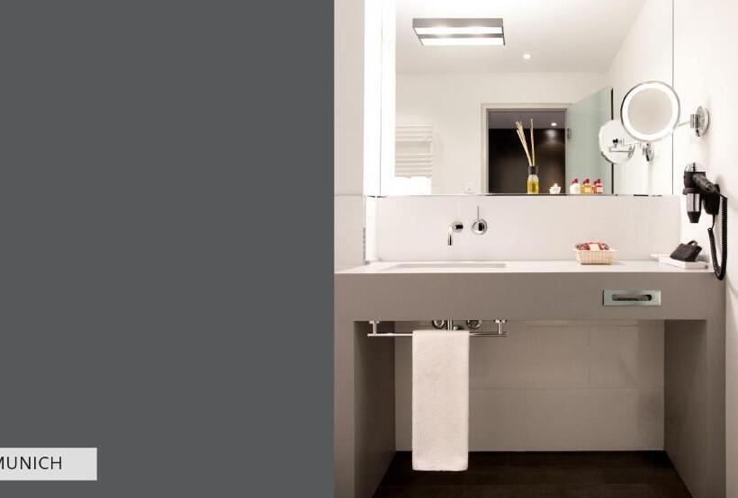 Номер Superior, Marc München