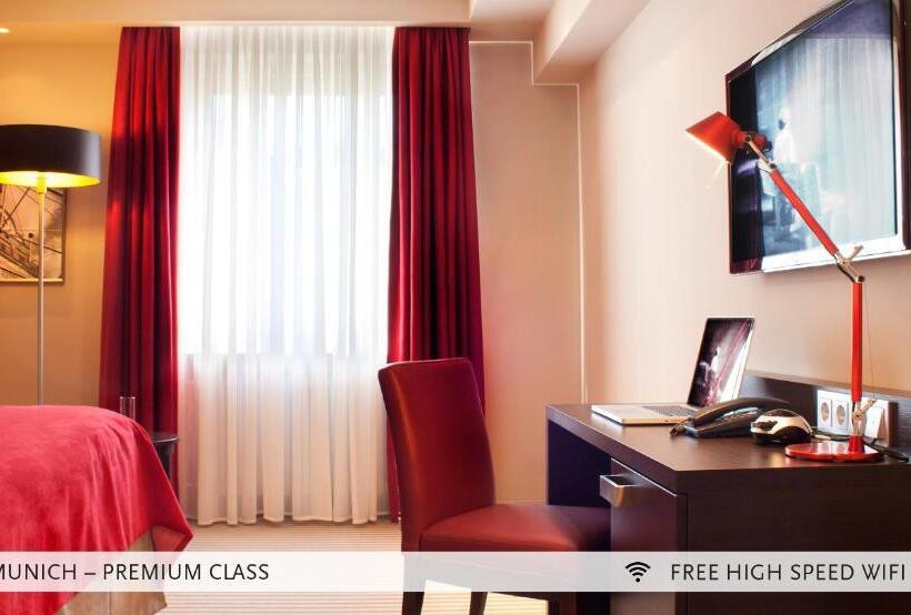 Номер Премиум, Marc München