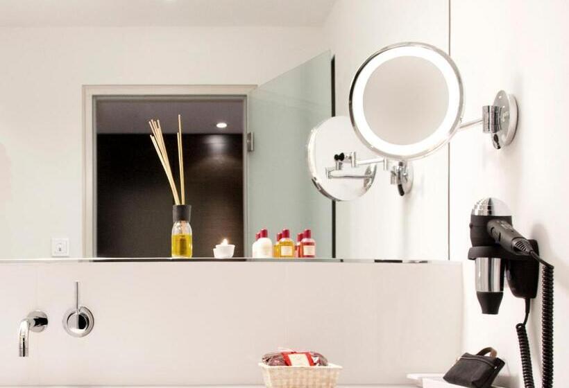 スーペリアシングルルーム, Marc München