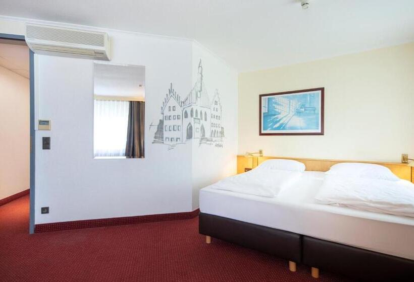 Семейный Номер, Achat Hotel Kaiserhof Landshut