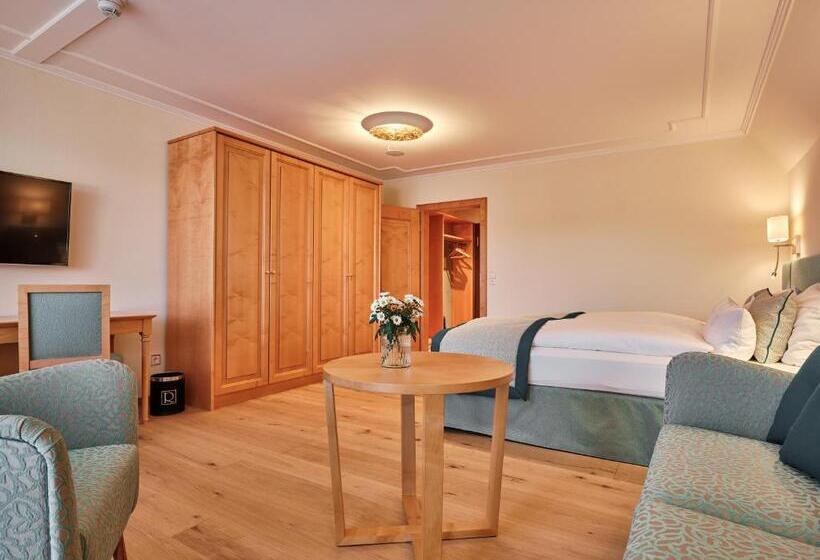 디럭스 룸, Reppert