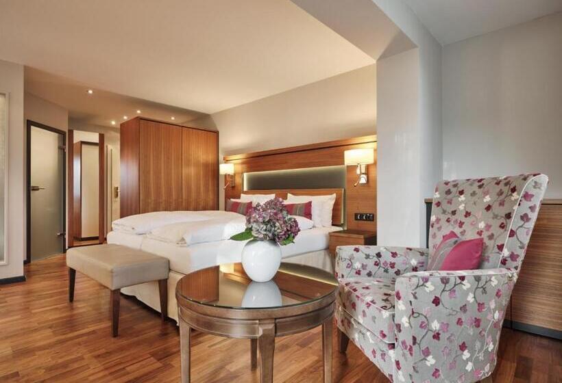 주니어 스위트, Reppert