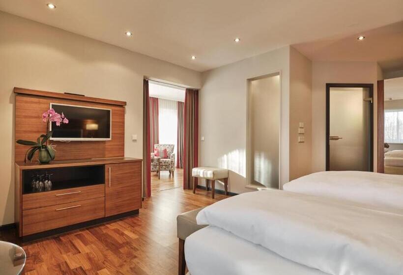 주니어 스위트, Reppert