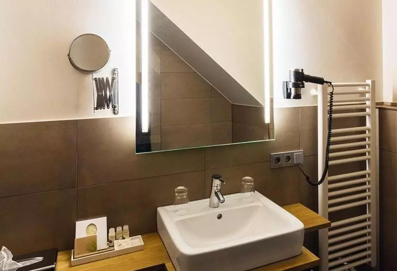 Comfort-huone, Restaurant Spa Torkel
