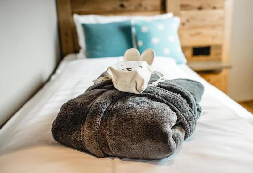 Полулюкс с Гидромассажем, Restaurant Spa Torkel