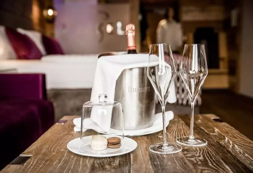 Deluxe-huone Poreallas, Restaurant Spa Torkel