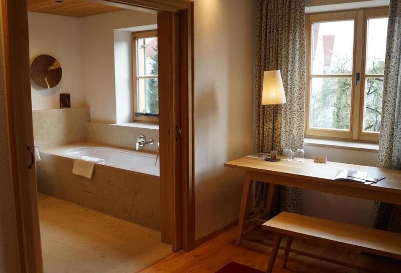 Полулюкс, Romantik Hotel Zum Klosterbräu