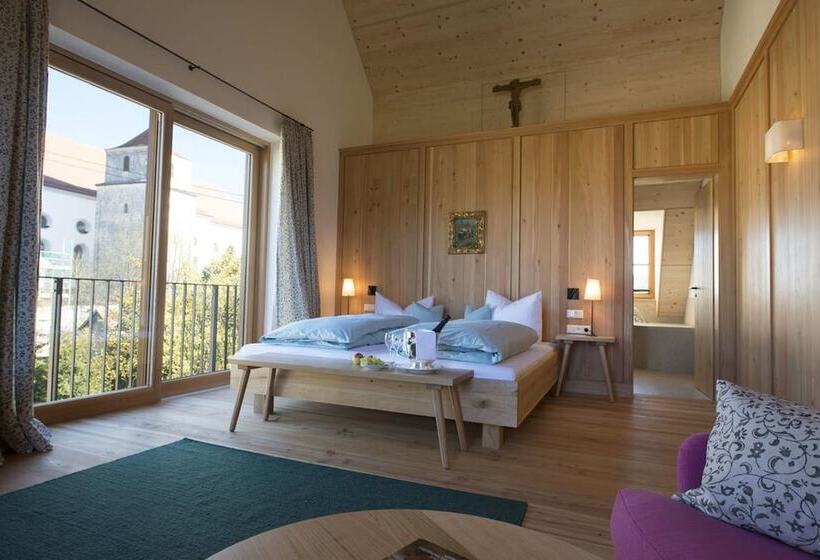 Полулюкс, Romantik Hotel Zum Klosterbräu