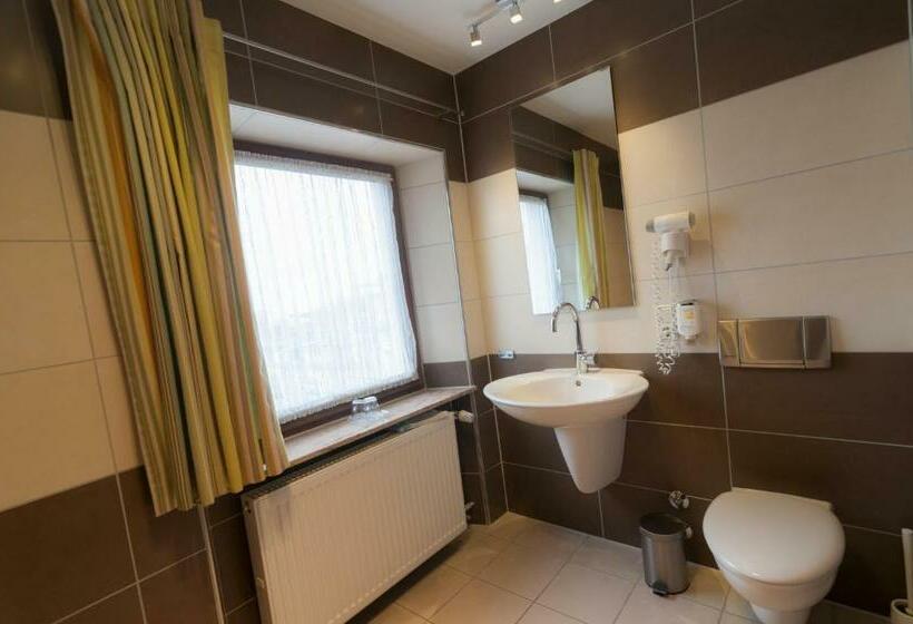 Quarto Triplo Estandar, Rothenburger Hof