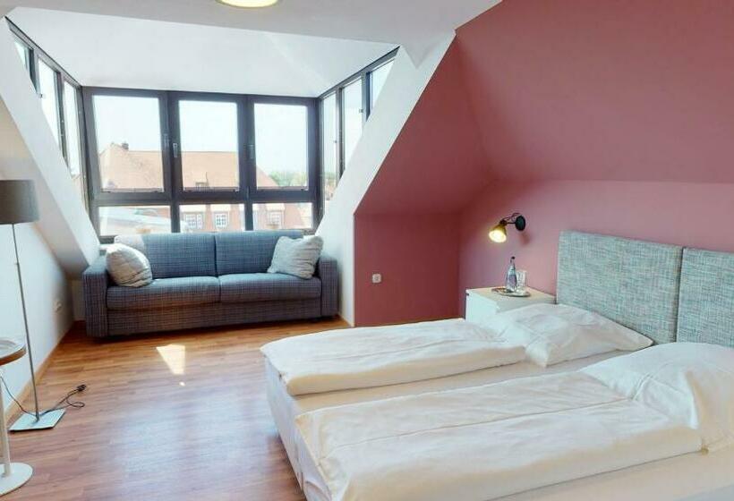 Quarto Triplo Estandar, Rothenburger Hof