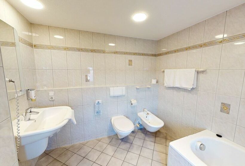 Номер Стандарт, Rothenburger Hof