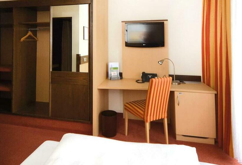 غرفة قياسية ثلاثية, Seligweiler Hotel & Restaurant