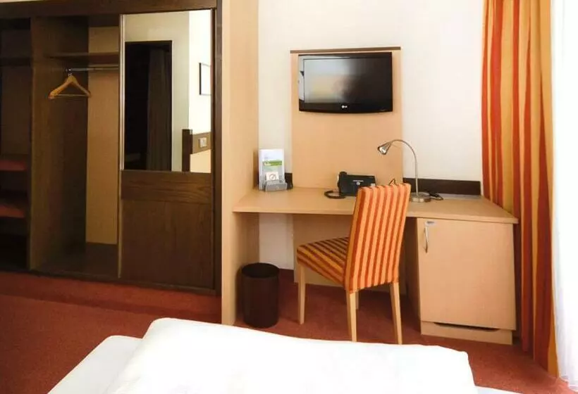 スタンダードトリプルルーム, Seligweiler Hotel & Restaurant