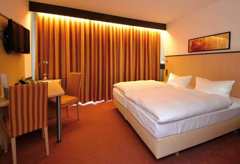 Номер Стандарт Трехместный, Seligweiler Hotel & Restaurant