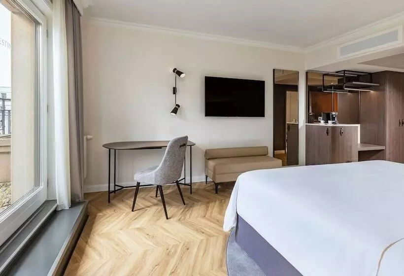 Deluxe Zimmer mit Balkon, The Westin Grand Berlin