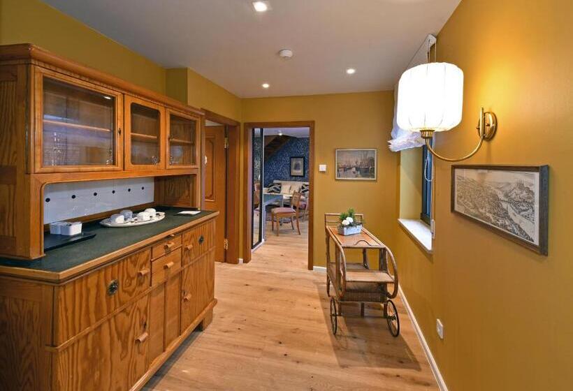 Люкс Superior, & Weinhaus Anker