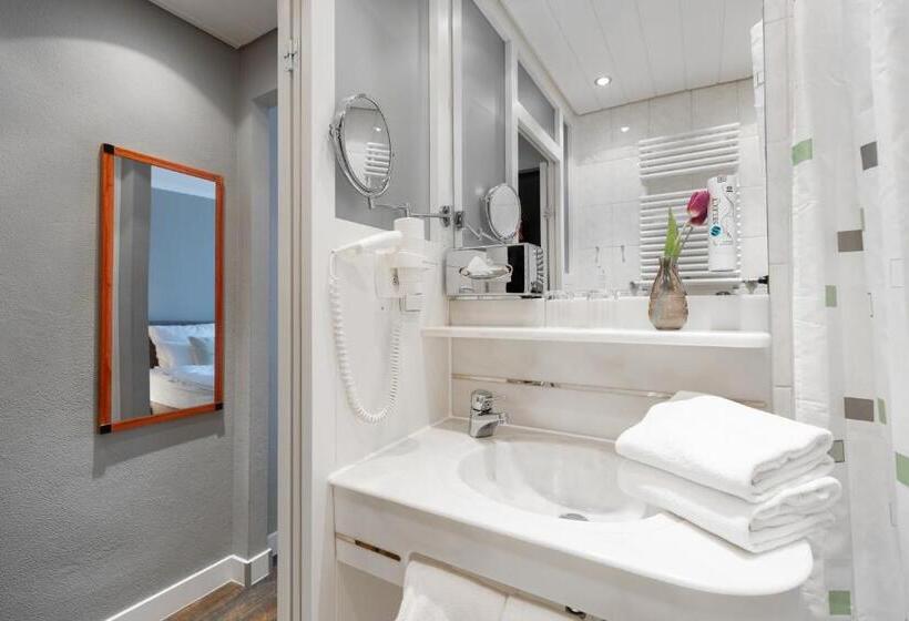 Номер Стандарт, Select Hotel Friedrichshafen