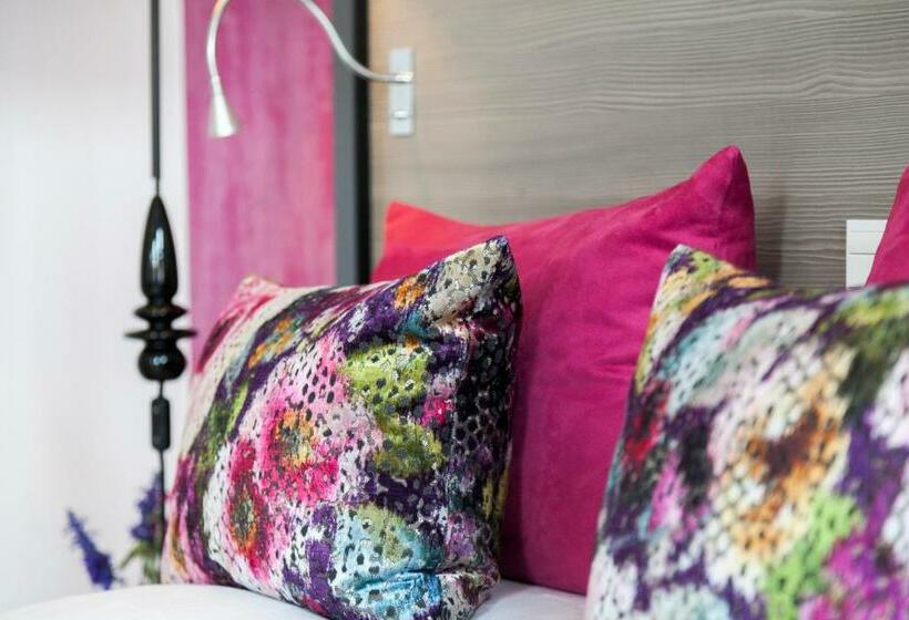 주니어 스위트, Andersen Boutique