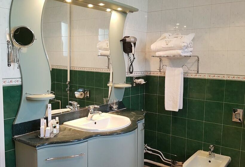 اتاق لوکس یک تخته, El Djazair