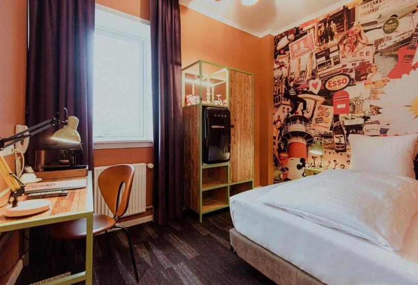 اتاق عادی یک تخته, Hafnia