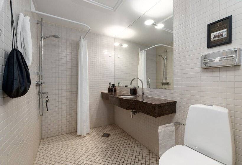 Номер Стандарт, Kong Arthur