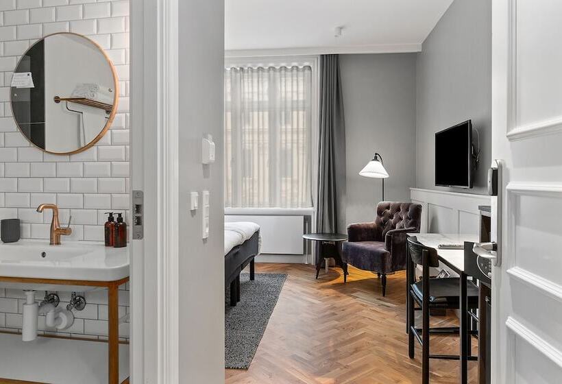 Номер Стандарт, Kong Arthur