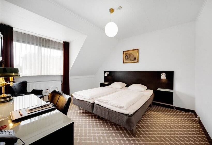 غرفة قياسية, Kryb I Ly Kro