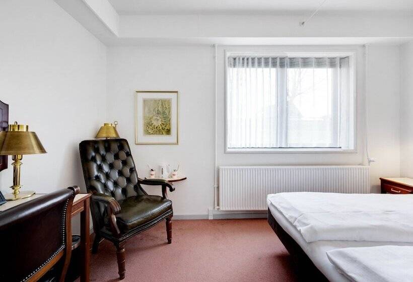 غرفة قياسية, Kryb I Ly Kro