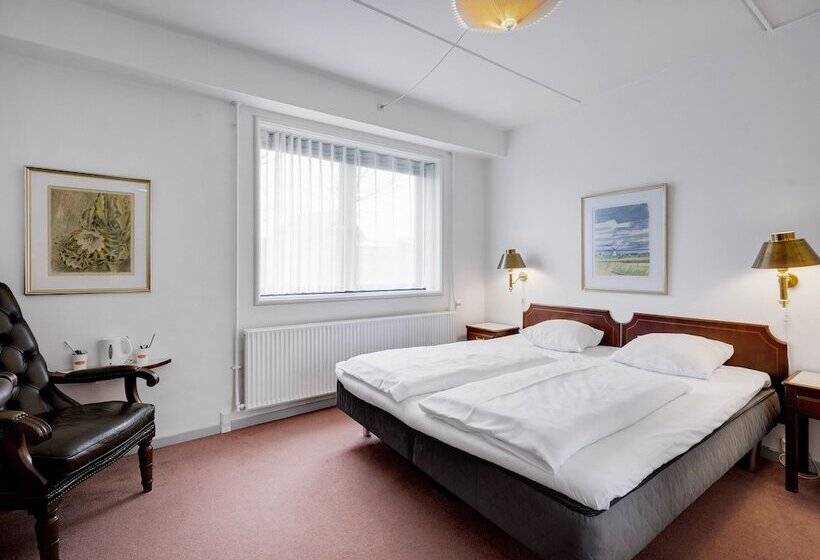 غرفة قياسية, Kryb I Ly Kro