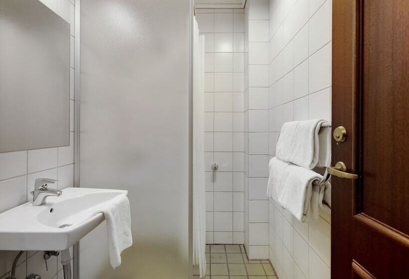 غرفة قياسية, Kryb I Ly Kro