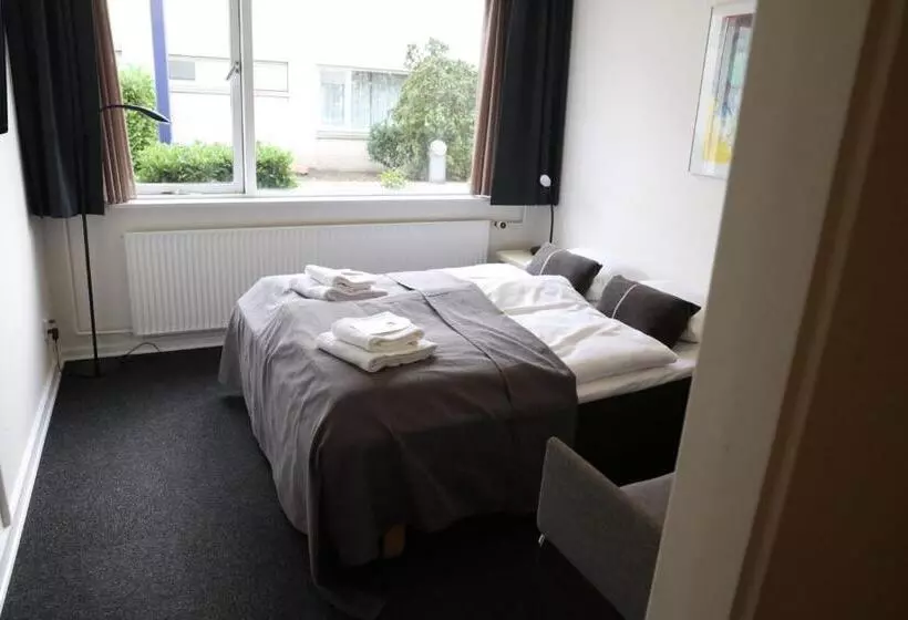 Chambre Basic, Norden