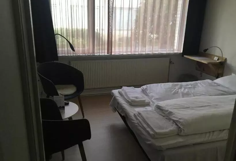 Chambre Basic, Norden