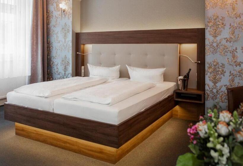 חדר סטנדרט, Schwarzer Adler Stendal