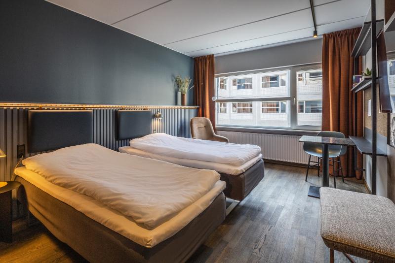 غرفة قياسية, Pier 5