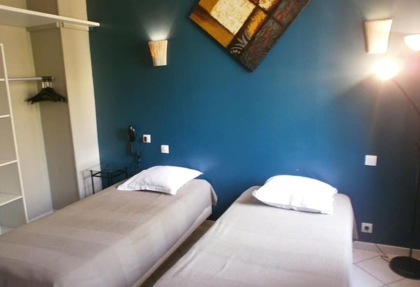 Номер Стандарт, Adonis Sanary Grand Hôtel Des Bains