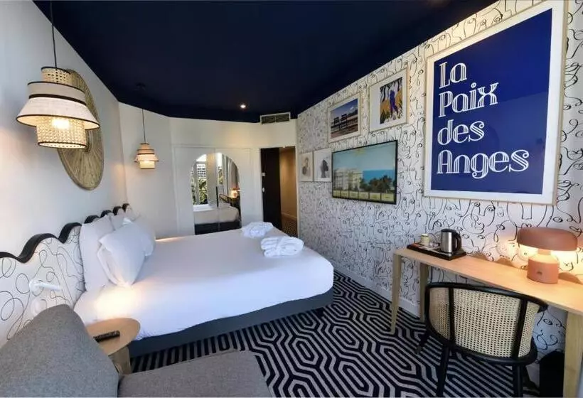 Superior Triple Room Sea View, Albert 1er